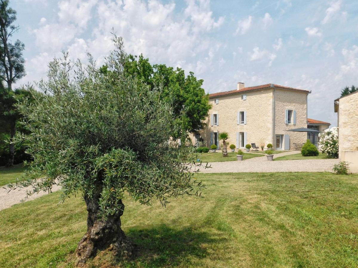 Cleyrac Domaine La Bastide B&B 외부 사진